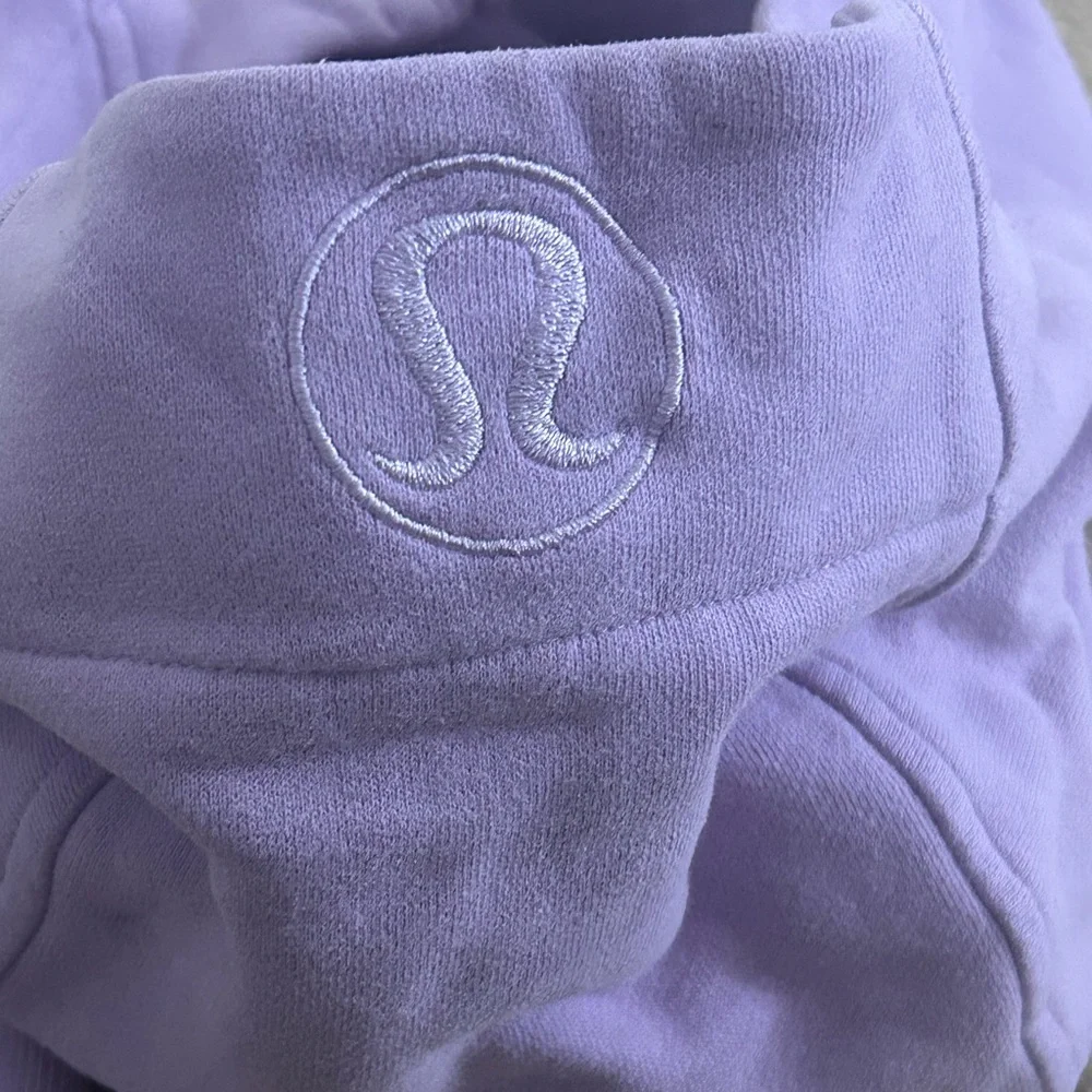 Purple Lululemon full zip scuba - size 4 - Picture 3 of 4